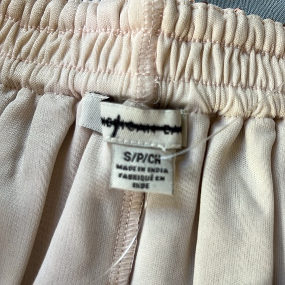 Rose Gold sequin mini skirt from American Eagle - Picture 10 of 10